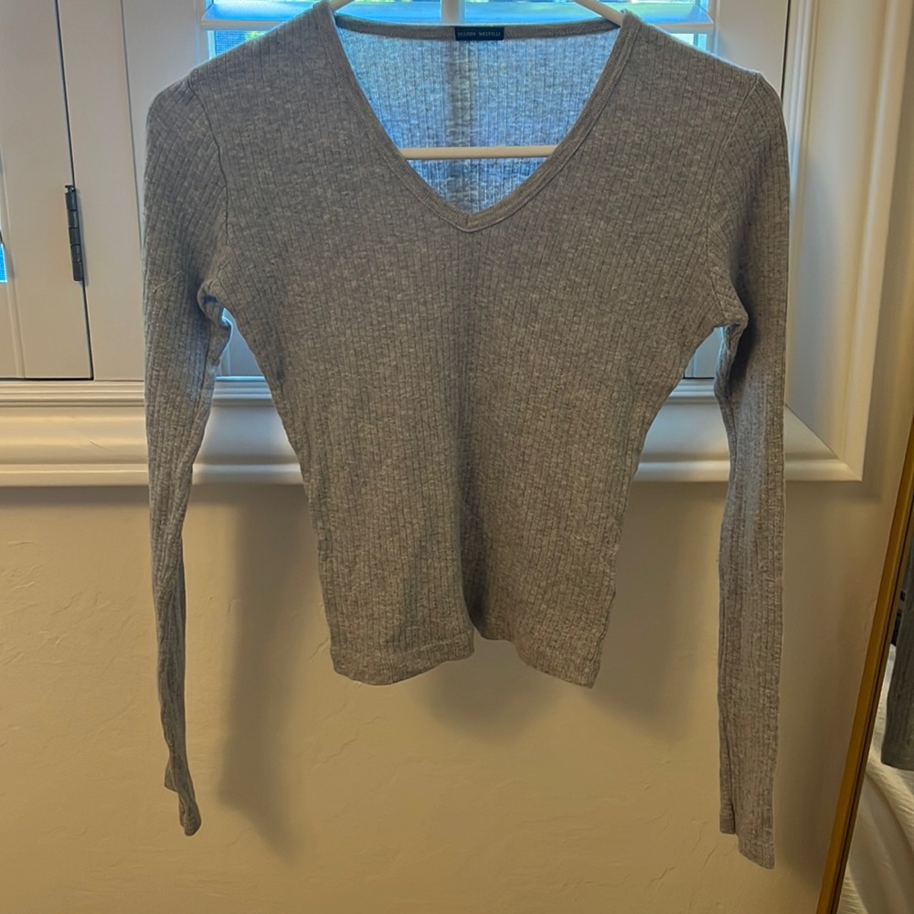 brandy melville gray top
